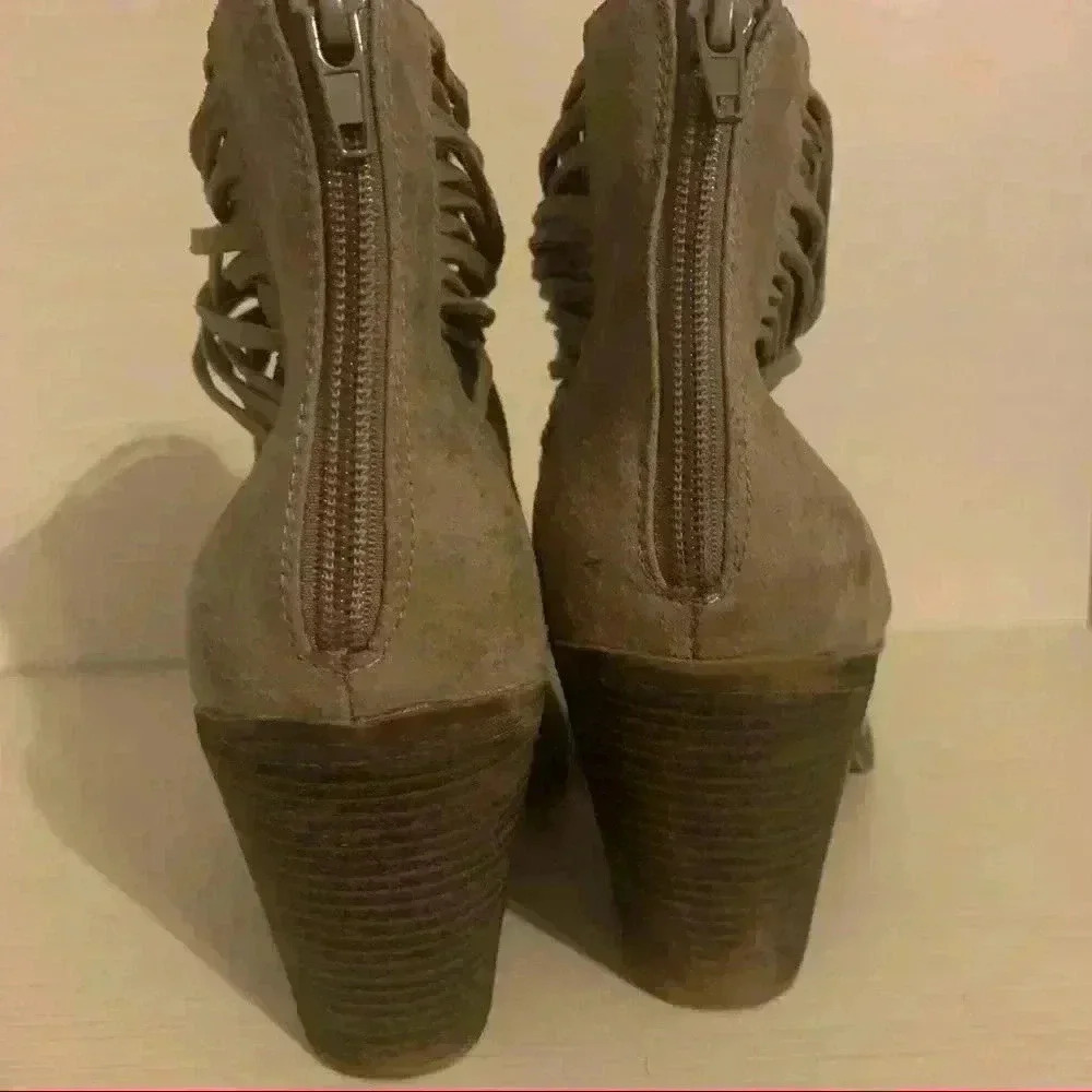 Fergalicious booties - Picture 4 of 7